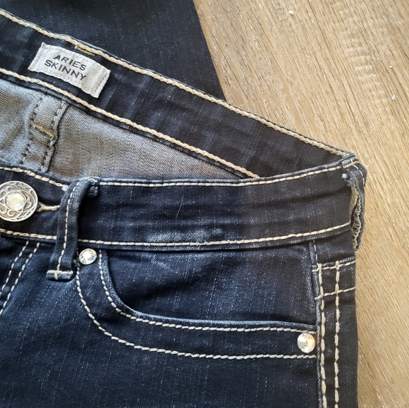 Daytrip Aries Skinny Stretch Jean - (hemmed) - Picture 7 of 11